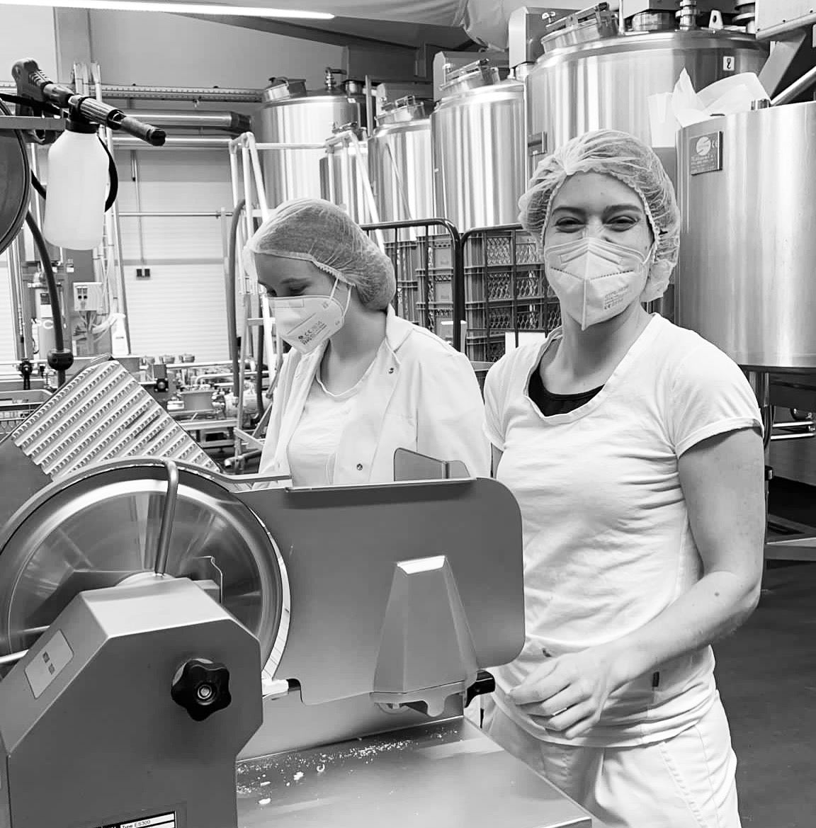 200g halbfester Schnittkäse Natur 200g halbfester Schnittkäse Natur