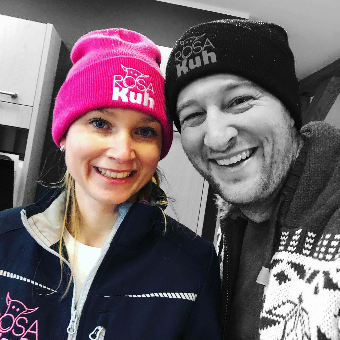 ROSAKuh Merch ROSAKuh Merch